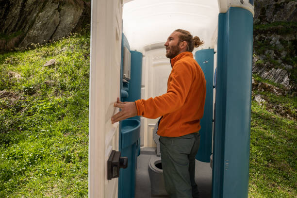 Best Portable restroom trailer rental  in Blue Mound, IL